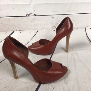 Gianni Bini red brown peep toe heel.